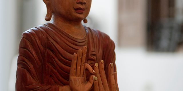 Bouddha-en-bois